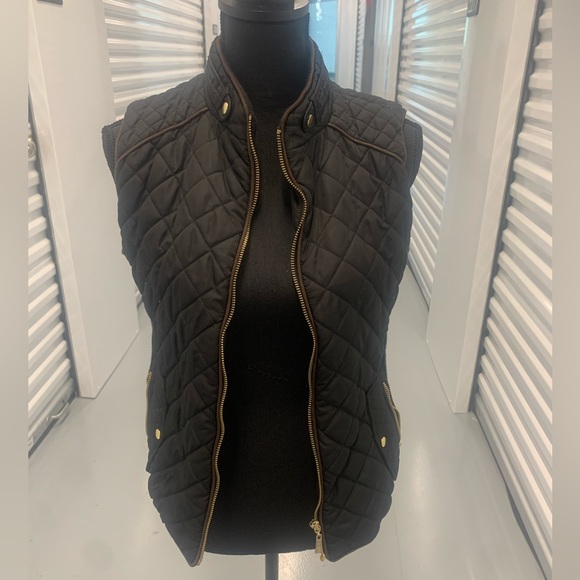 Active USA Jackets & Blazers - Active U.S.A. Quilted Black Vest